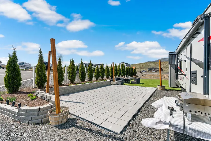 2945 Naches Wenas Rd #5, Selah, WA 98942 - #3