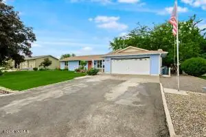11806 Bristol Ct, Yakima, WA 98908 - #3