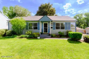 911 S 26th Ave, Yakima, WA 98902 - #2