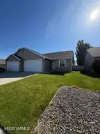 913 S 90th Ave #Unit 2, Yakima, WA 98908