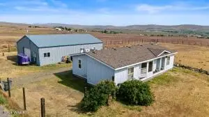 12076 Mieras Rd, Moxee, WA 98936 - #1