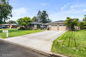 5209 Glacier Way, Yakima, WA 98908 - #3