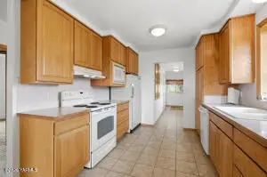 13608 Wide Hollow Rd, Yakima, WA 98908 - #3