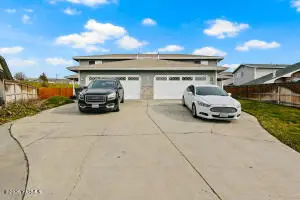 4215 Nola Loop Rd, Yakima, WA 98901 - #1