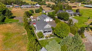 8803 Carlson Dr, Yakima, WA 98903 - #1