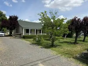 1903 Lilac Ln, Union Gap, WA 98903
