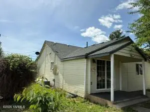 1903 Lilac Ln, Union Gap, WA 98903 - #3