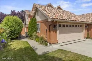 3611 Messina Dr, Yakima, WA 98902 - #1