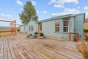 14190 N Wenas Rd, Selah, WA 98942