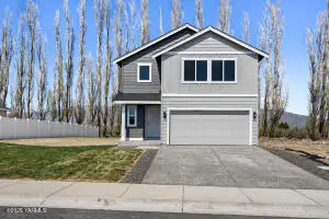 518 Chinook Winds Ln #Lot 10, Tieton, WA 98947