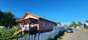 615 N 5th Ave, Yakima, WA 98902 - #3