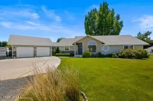 5006 Cayuse Ln, Yakima, WA 98901