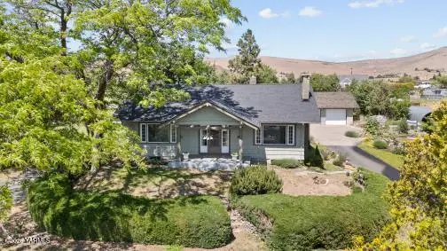4309 Hillcrest Dr, Yakima, WA 98901 - #1