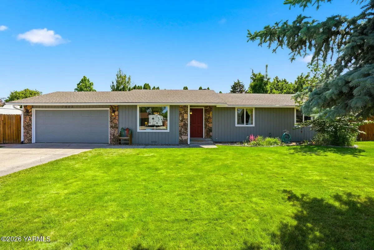 7008 W Pierce Ct, Yakima, WA 98908 - #1