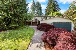 4218 SW 192nd Pl, Lynnwood, WA 98036