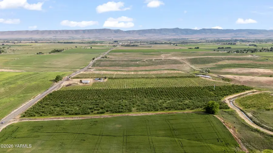 1410 Stephenson Rd, Wapato, WA 98951 - #3