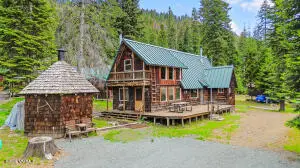 221 Goose Prairie Ln, Naches, WA 98937 - #1