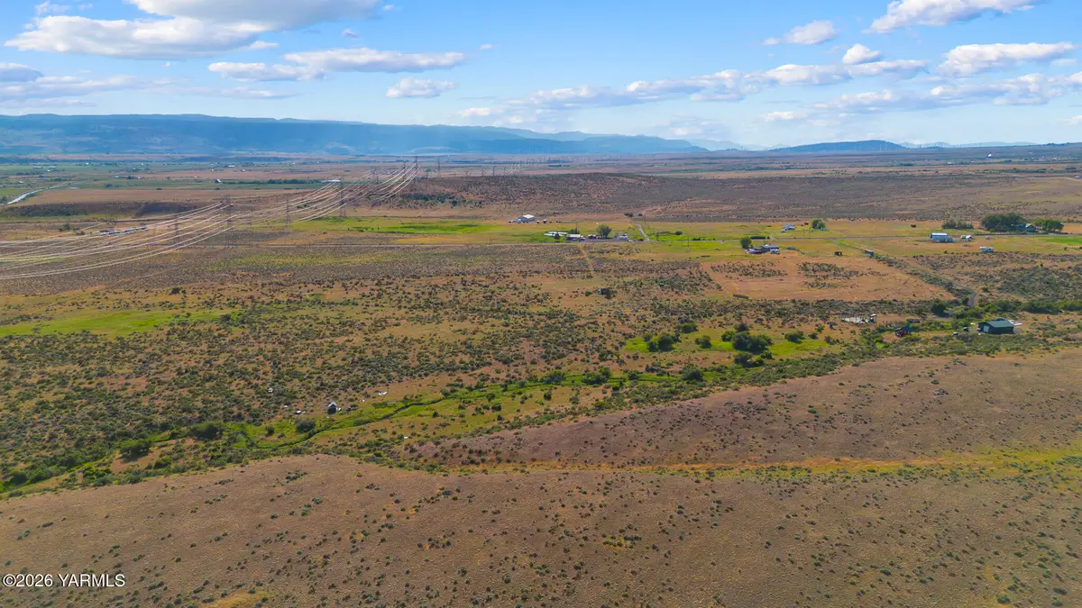 5750 Robbins Rd, Ellensburg, WA 98926 - #1