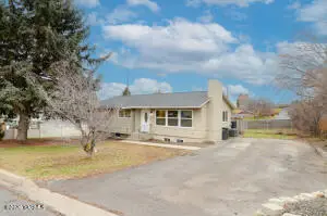 216 N 65th Pl, Yakima, WA 98908 - #3