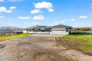 2030 Sunset Way, Cowiche, WA 98923 - Image #3