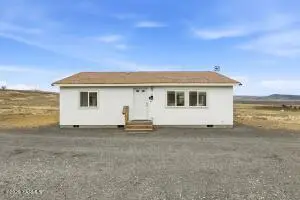 256 Wenas View Dr, Selah, WA 98942 - #2