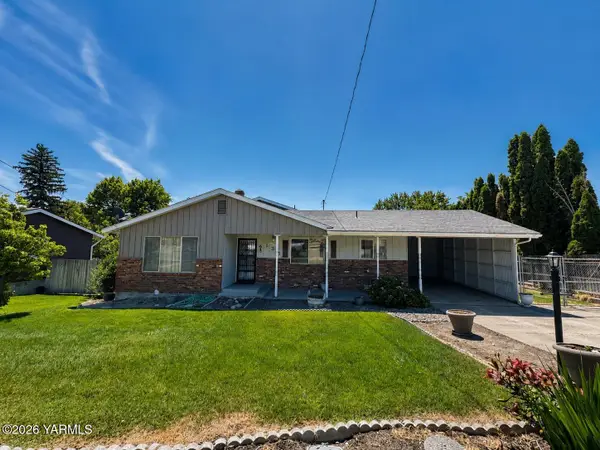 135 Merrick Ave, Sunnyside, WA 98944