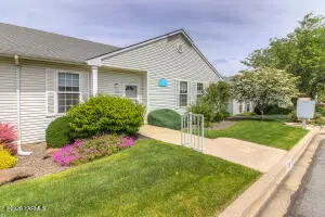 3701 Fairbanks Ave #F20, Yakima, WA 98902