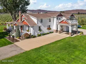 2581 S Borton Rd, Yakima, WA 98903 - #1