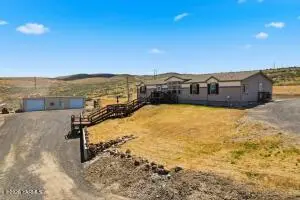 271 Paint Horse Rd, Yakima, WA 98901 - #1