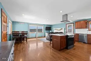 70 Herlou Dr, Selah, WA 98942