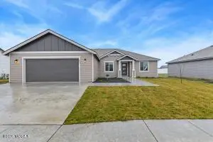 401 Glenwood Ave #(Phase 11 Lot 315) Spec, Grandview, WA 98930 - #1