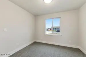 401 Glenwood Ave #(Phase 11 Lot 315) Spec, Grandview, WA 98930 - #3