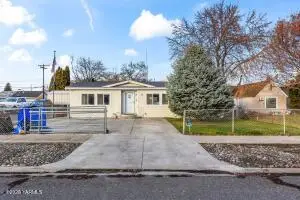 1319 Folsom Ave, Yakima, WA 98902 - #1