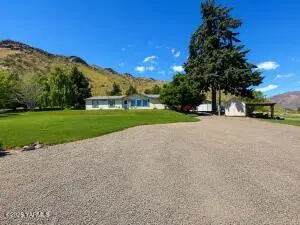 480 Riddle Rd, Naches, WA 98937 - #1