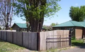 371 Hall Rd, Yakima, WA 98908 - #1