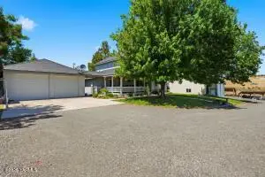 530 Wakatak Rd, Yakima, WA 98908 - #3