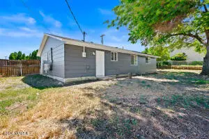 502 Friedline Rd, Yakima, WA 98908 - #2