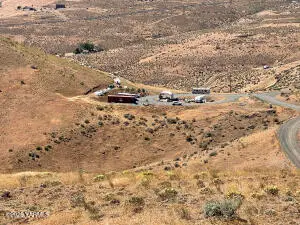 NKA Roza Hill Dr, Yakima, WA 98901 - #3