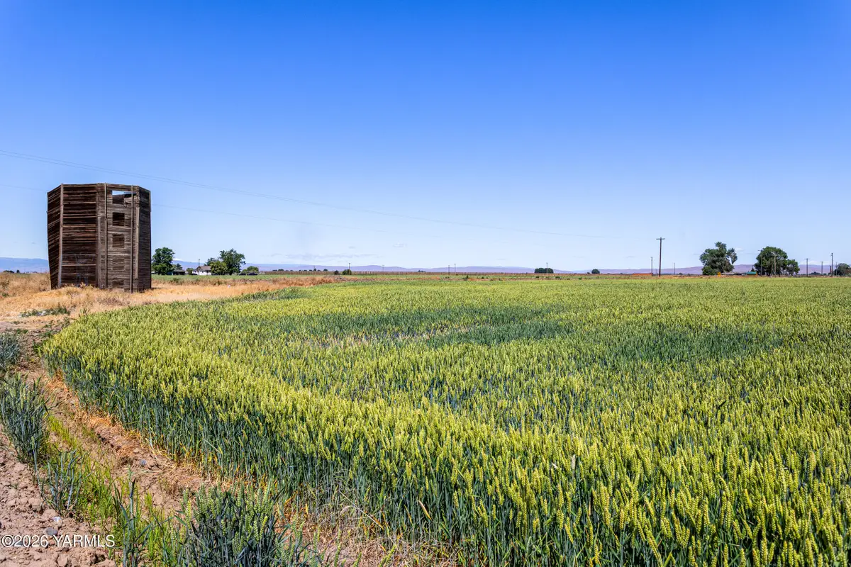 NKA Yost/robbins Rd, Toppenish, WA 98948 - #1