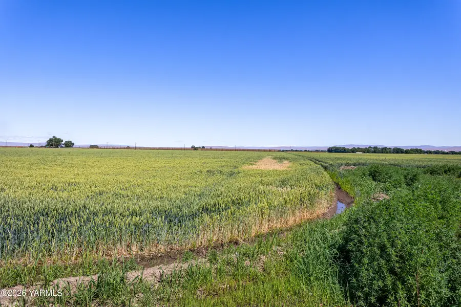 NKA Yost/robbins Rd, Toppenish, WA 98948 - #3