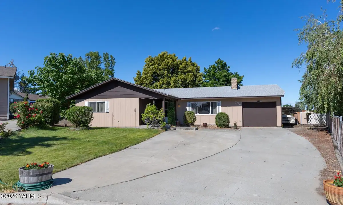 737 Darrin, Sunnyside, WA 98944 - #1