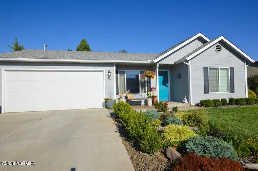 210 S 89th Ave, Yakima, WA 98908 - #2