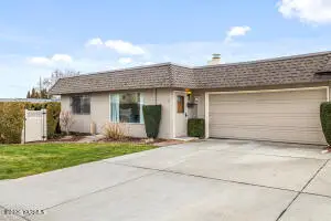 100 N 60th Ave #1, Yakima, WA 98908 - Image #2