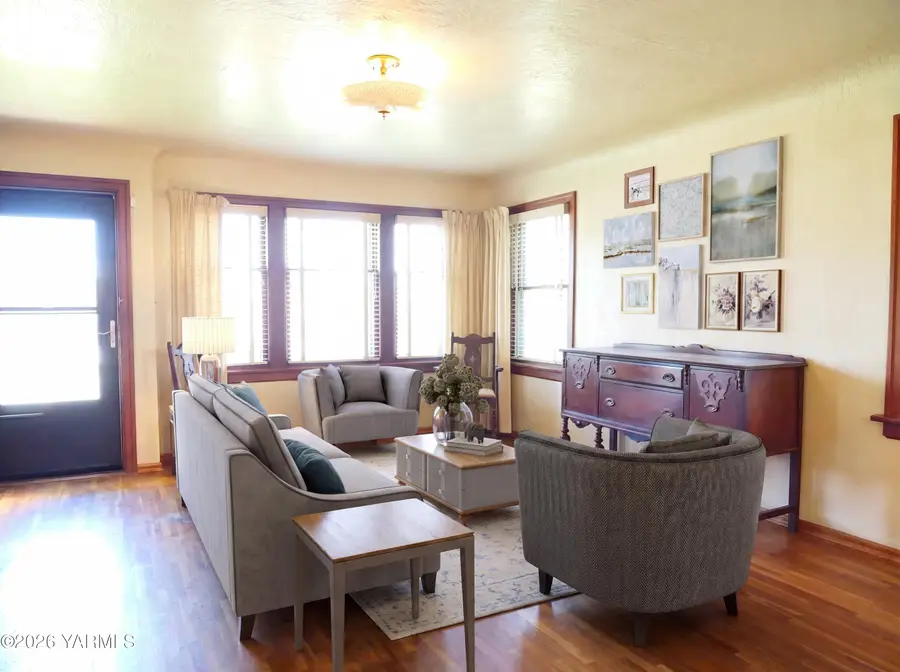 2712 Clinton Way, Yakima, WA 98902 - #3