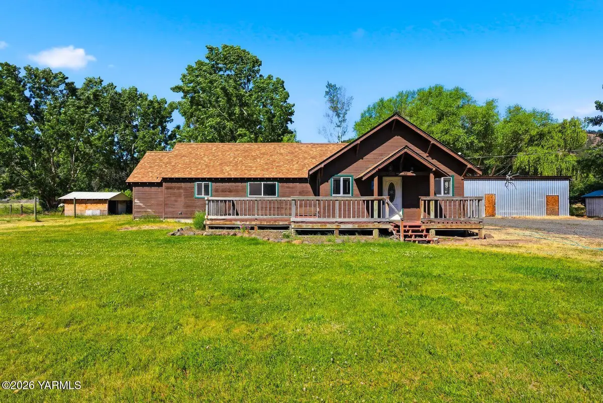 3780 Nile Rd, Naches, WA 98937 - #1