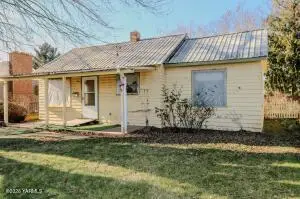 511 S Toppenish Ave, Toppenish, WA 98948 - #2