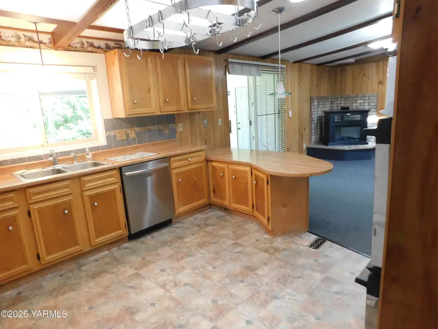 3701 Gun Club Rd #27, Yakima, WA 98901 - #3