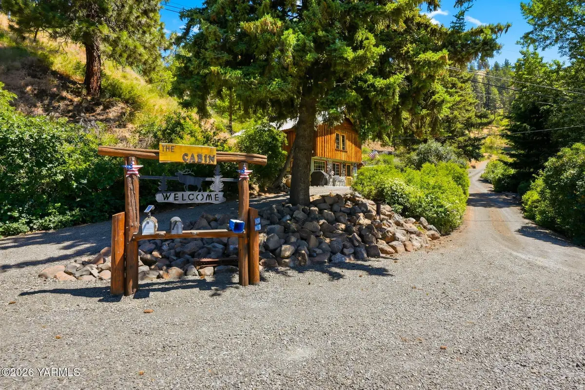 14281 Wa-410 Hwy, Naches, WA 98937 - #1