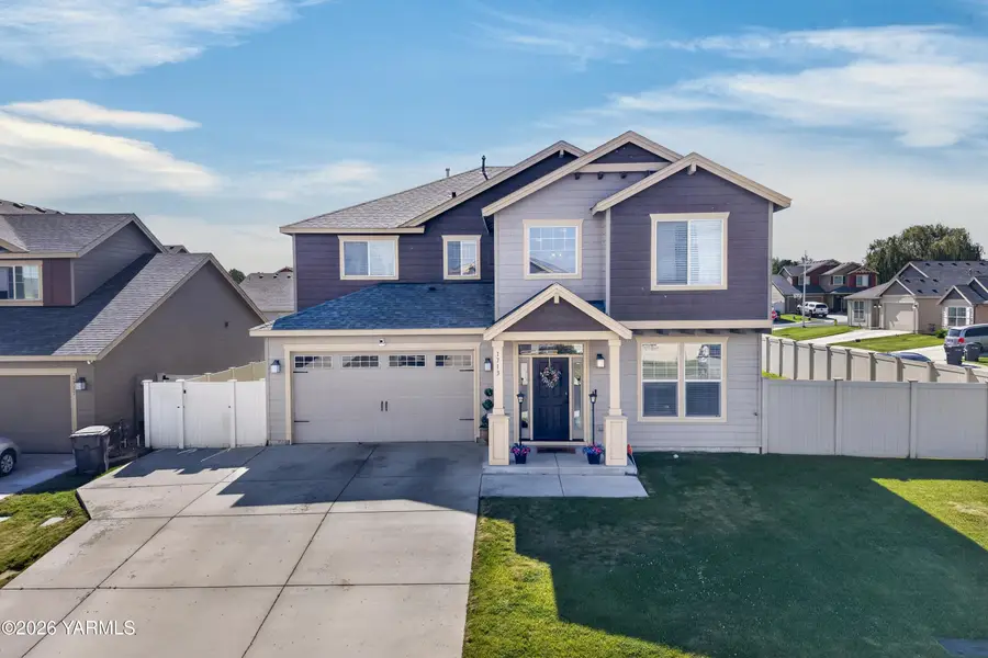 1713 Liberty Ln, Sunnyside, WA 98944 - #3
