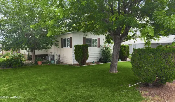 55 W Washington Ave #89, Yakima, WA 98903